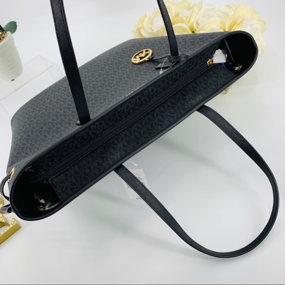 LAST DAY SALE Michael Kors Jet Set Drawstring Tote - Picture 6 of 8